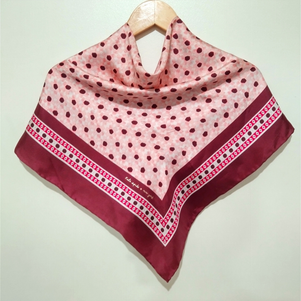 Kate Spade New York Floral Tile Silk Square Scarf/ Foulard